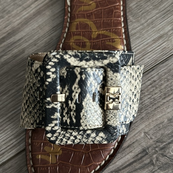 BRAND NEW Sam Edelman Granada Snake Print Sandal Slides with Buckle - Picture 6 of 7
